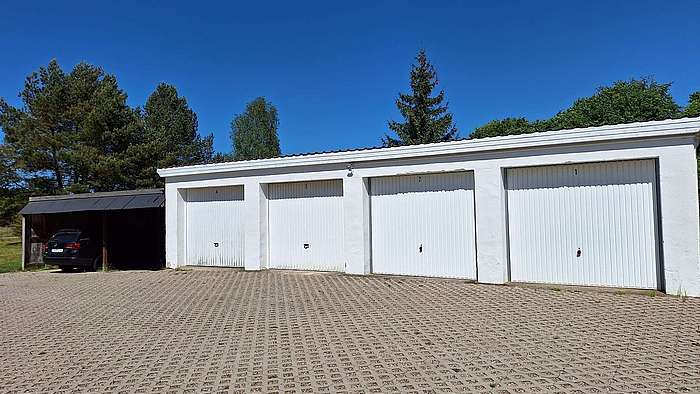 Garage + Carport