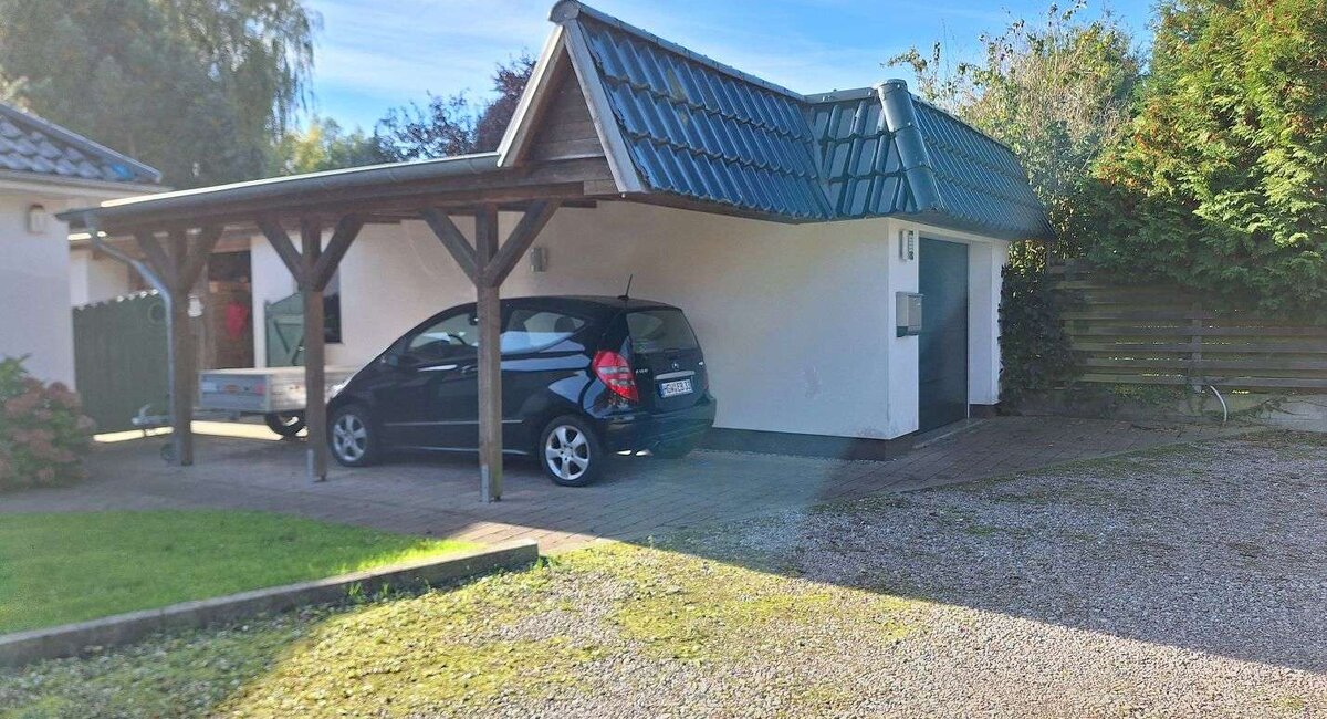 Garage und Carport