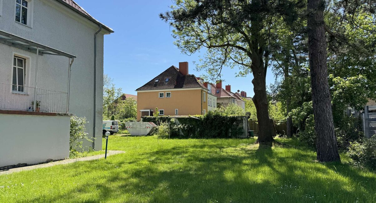 Grundstück