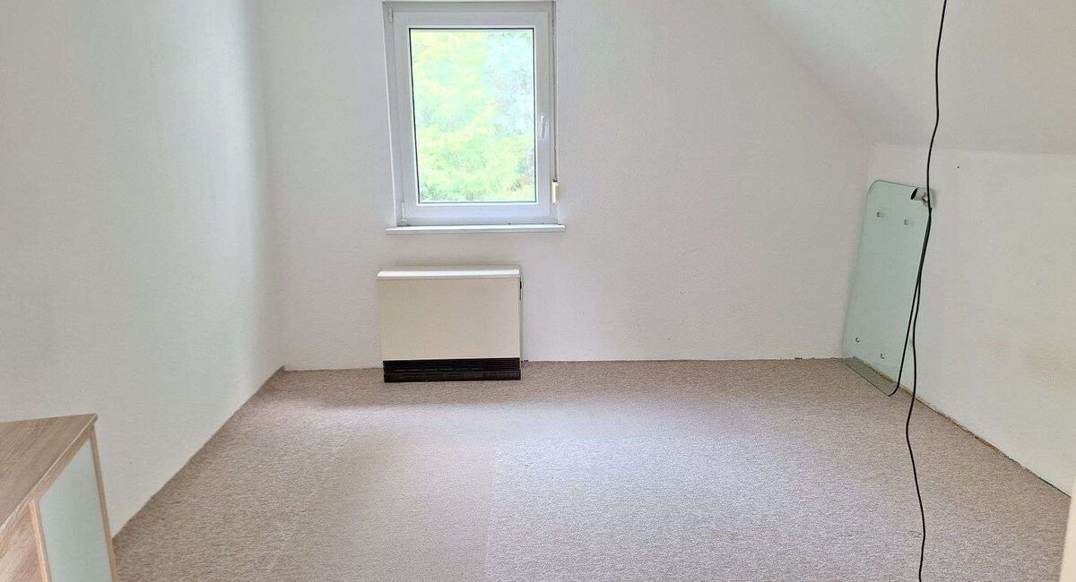 Zimmer 1 OG