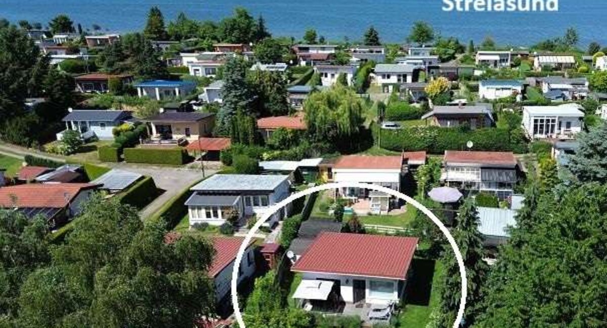 Real Estate Title Image Background