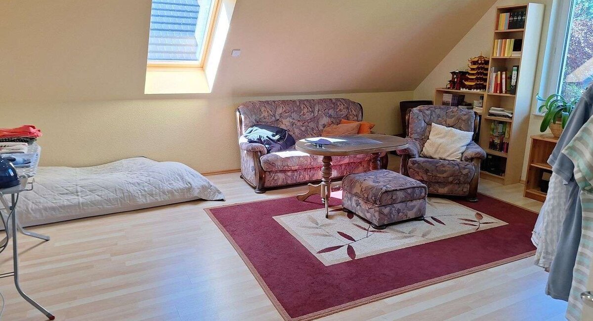 Haus rechts - Zimmer 1 OG